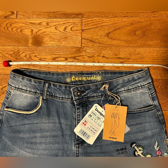 Desigual Jeans, Women size 30. NWT. - Picture 16 of 16